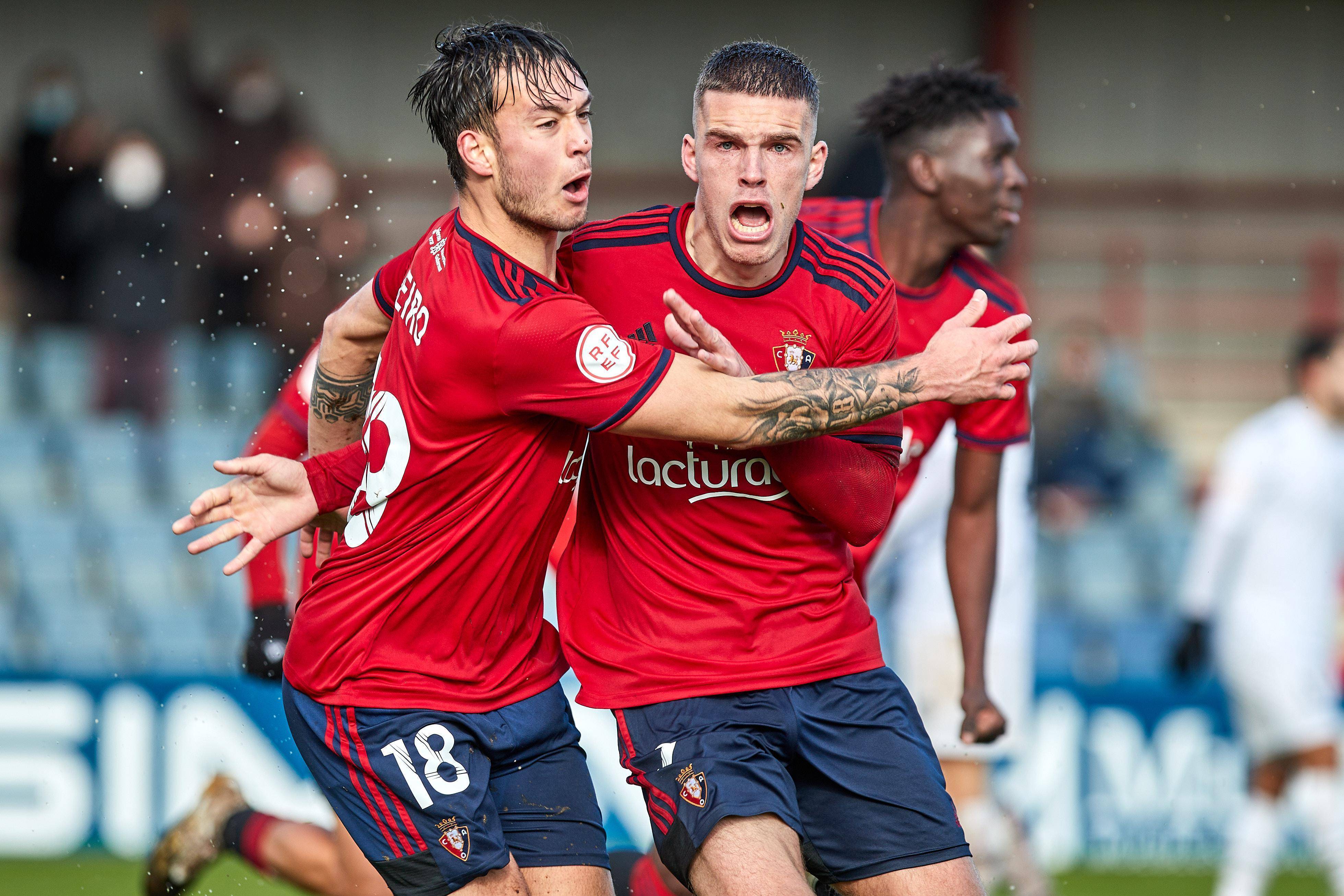 奥格斯堡球员取得一场令人振奋的比赛胜利