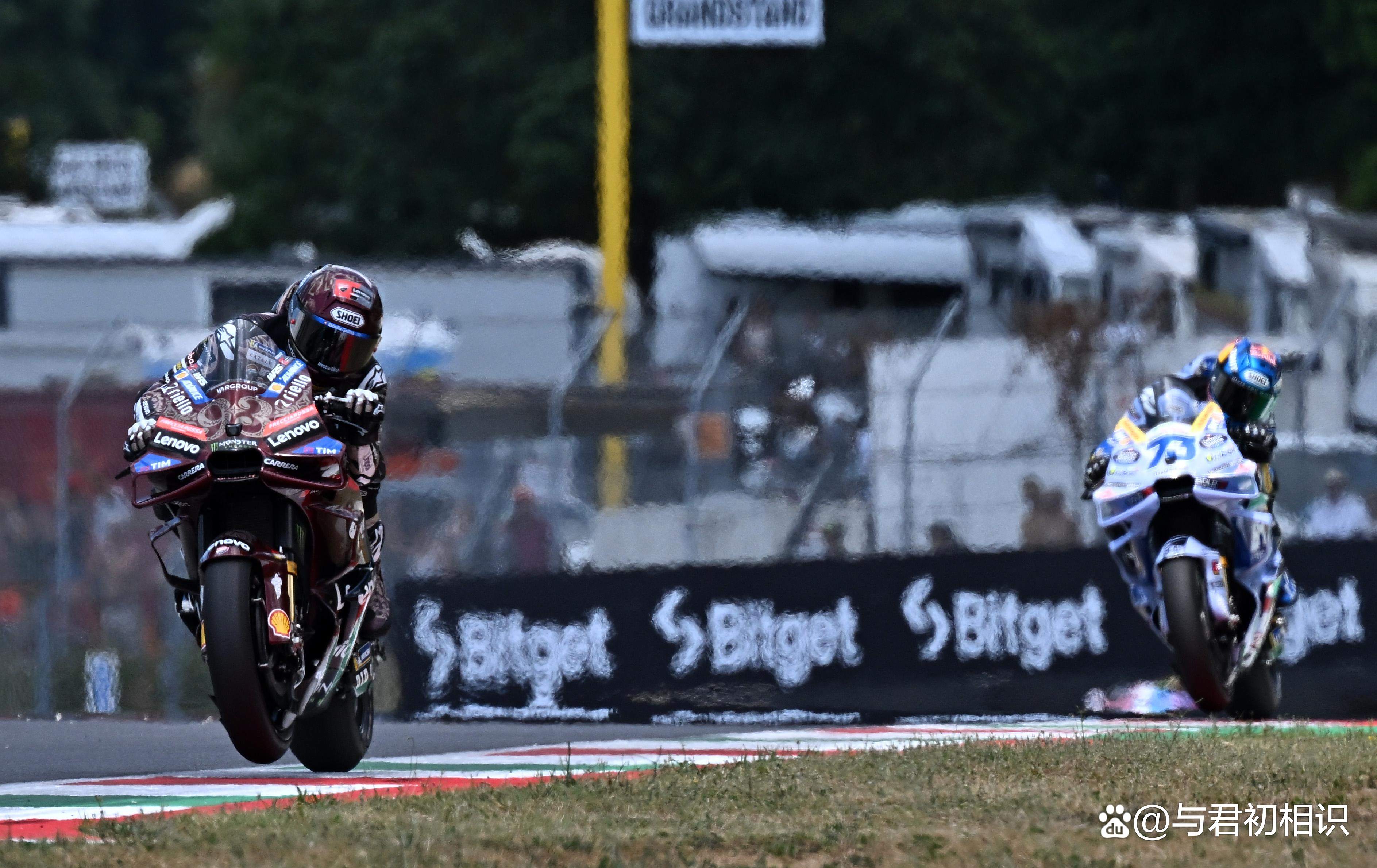 国际选手们在激烈的角逐中彰显豪情与实力