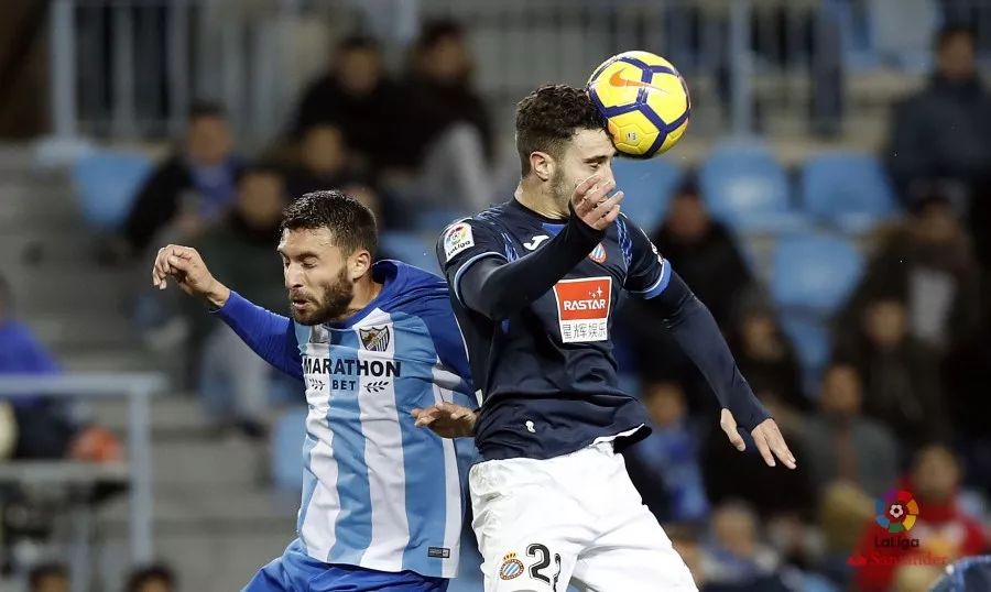 包含马拉加主场大胜，保级前景一片光明的词条