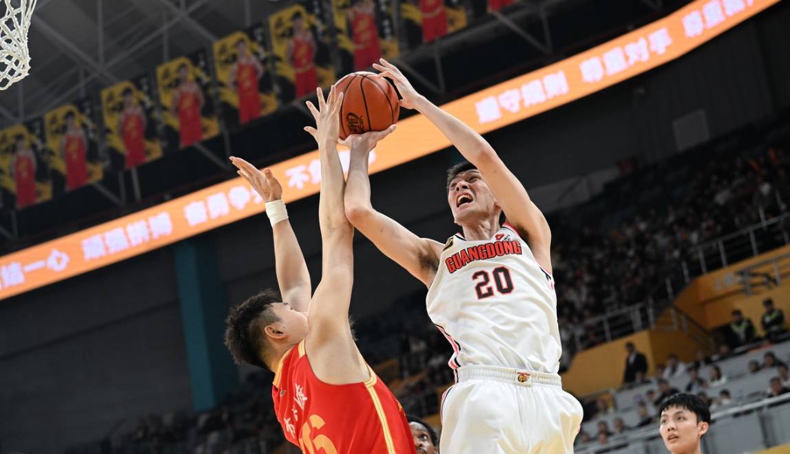 广厦队拿下关键胜利,稳固前四位置 广厦队拿下关键胜利,稳固前四位置