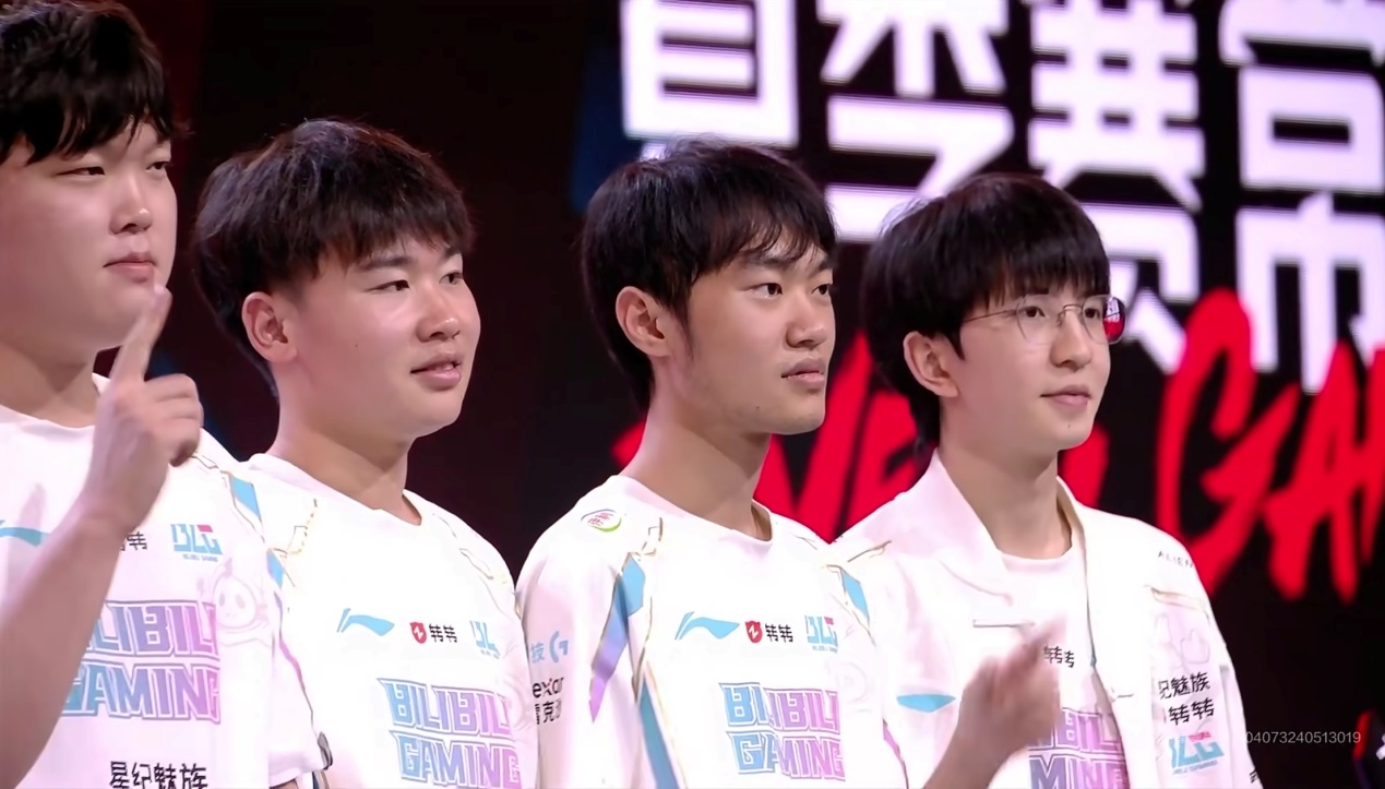 IG横扫G2,Peanut团战一打五强强对话淘汰赛,留下经典瞬间的简单介绍 IG横扫G2,Peanut团战一打五强强对话淘汰赛,留下经典瞬间的简单介绍