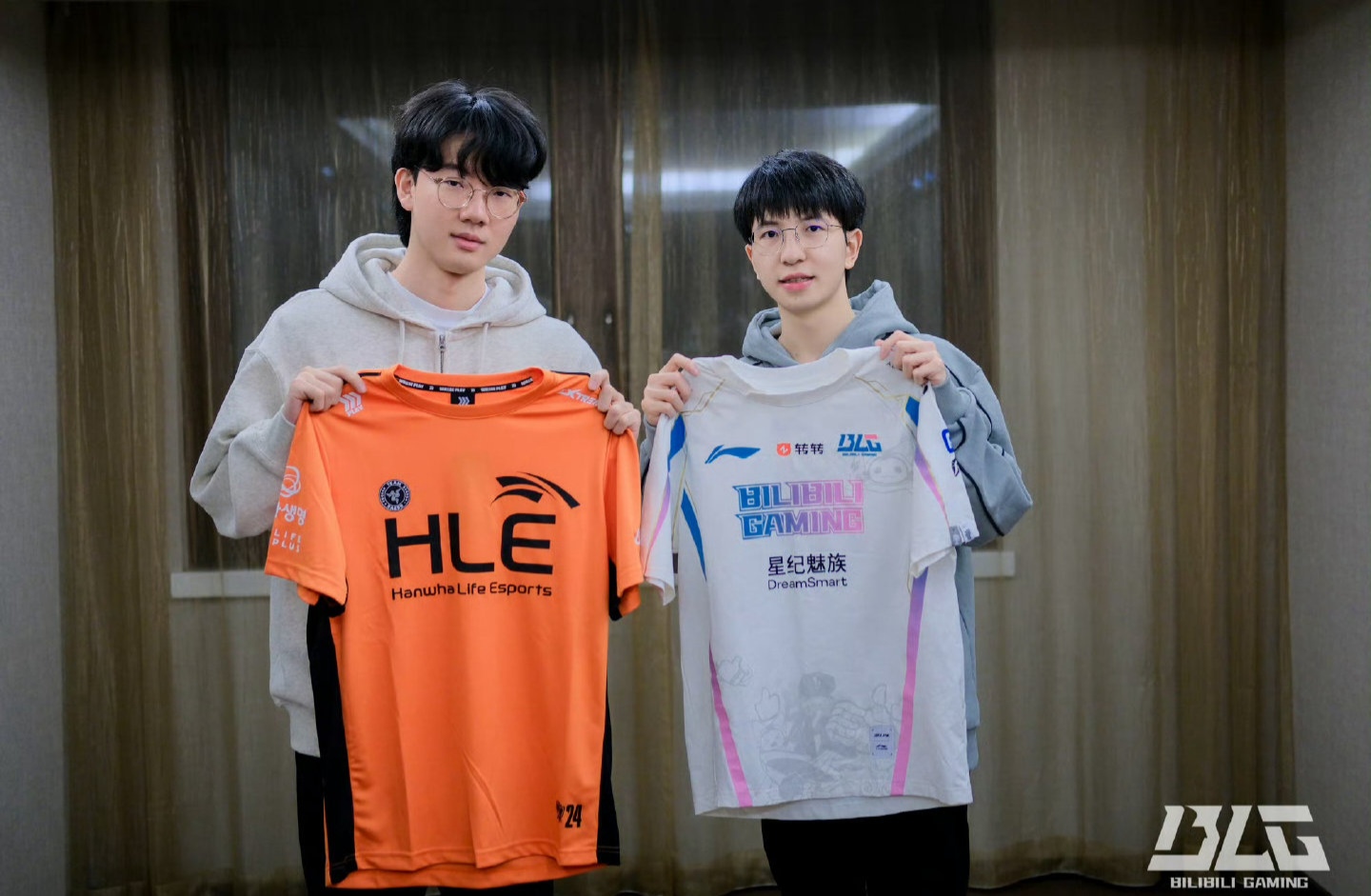 LGD轻取HLE,Knight线上压制力十足峡谷大战淘汰赛,技惊四座的简单介绍 LGD轻取HLE,Knight线上压制力十足峡谷大战淘汰赛,技惊四座的简单介绍