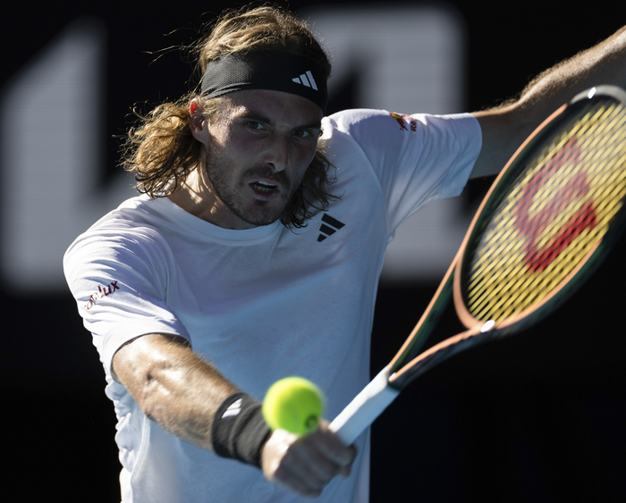 澳网横扫戴维斯杯,西西帕斯惊艳四座 澳网横扫戴维斯杯,西西帕斯惊艳四座