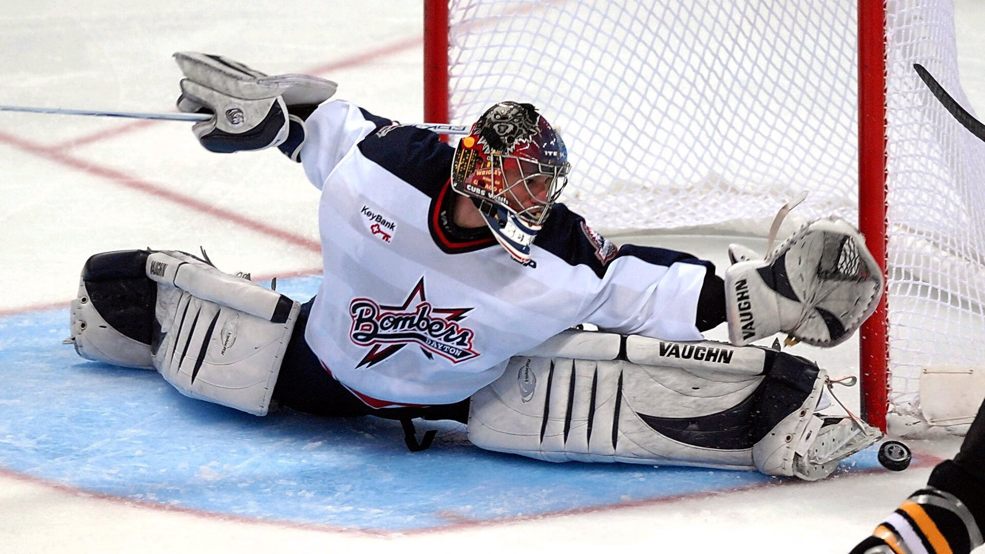 武切维奇惊艳全场！独行侠凭关键先生神勇封锁新疆队，跨洋对决意外转折